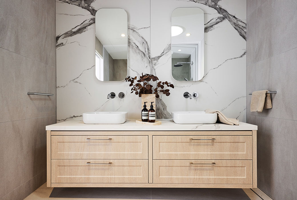 The Falls Estate apartment bathroom